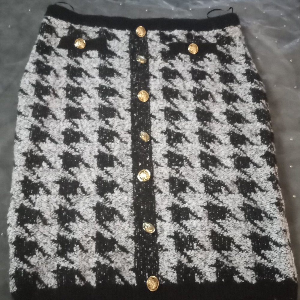 Tweed long pencil skirt
